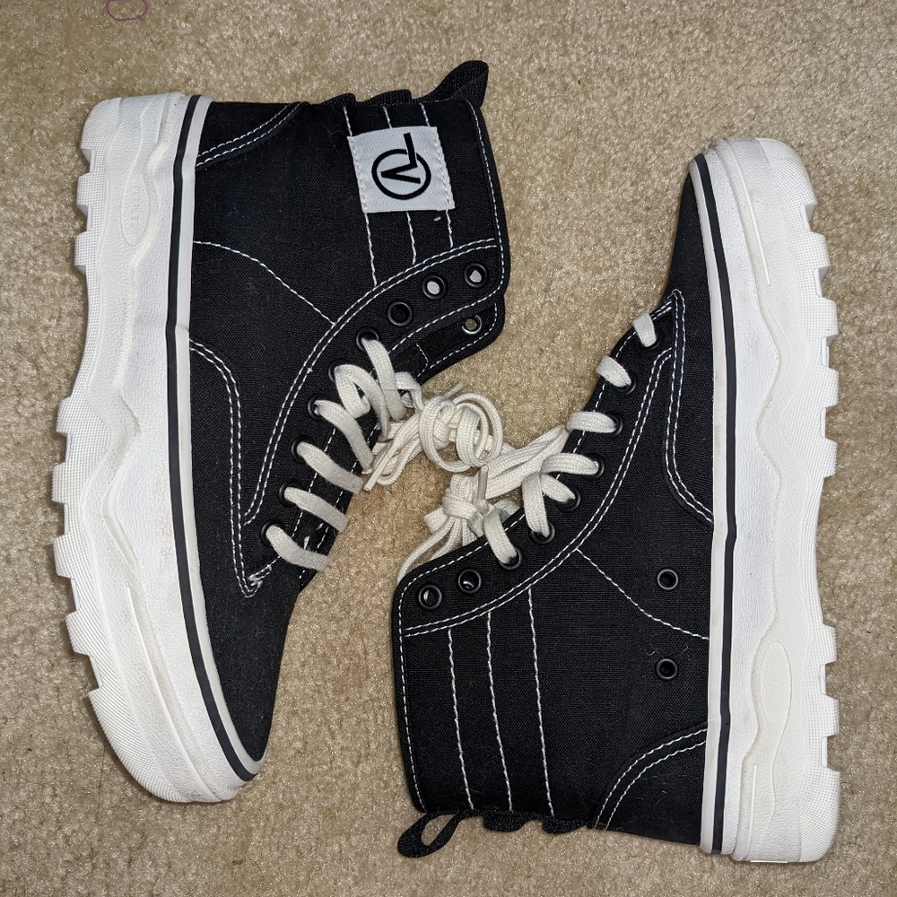 Chunky vans